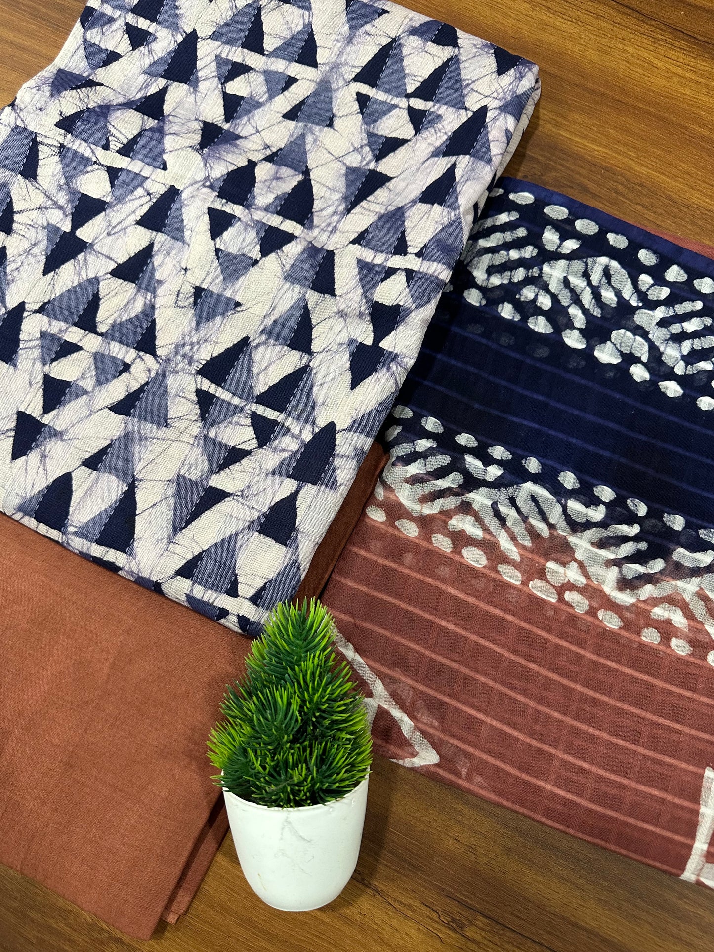 Roi  Cotton salwar 3 piece Set