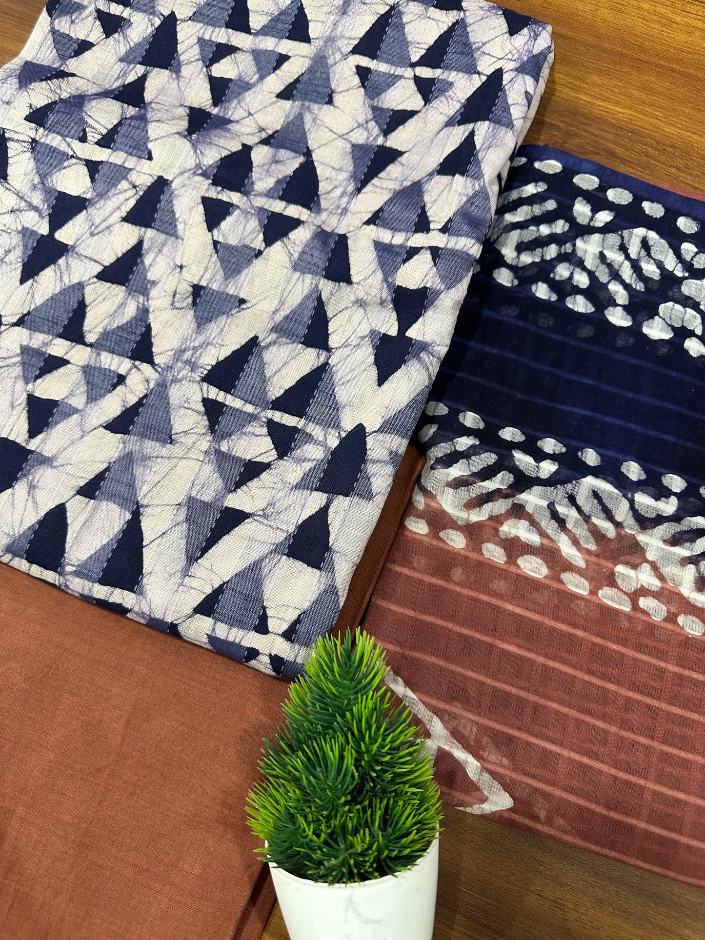 Roi  Cotton salwar 3 piece Set