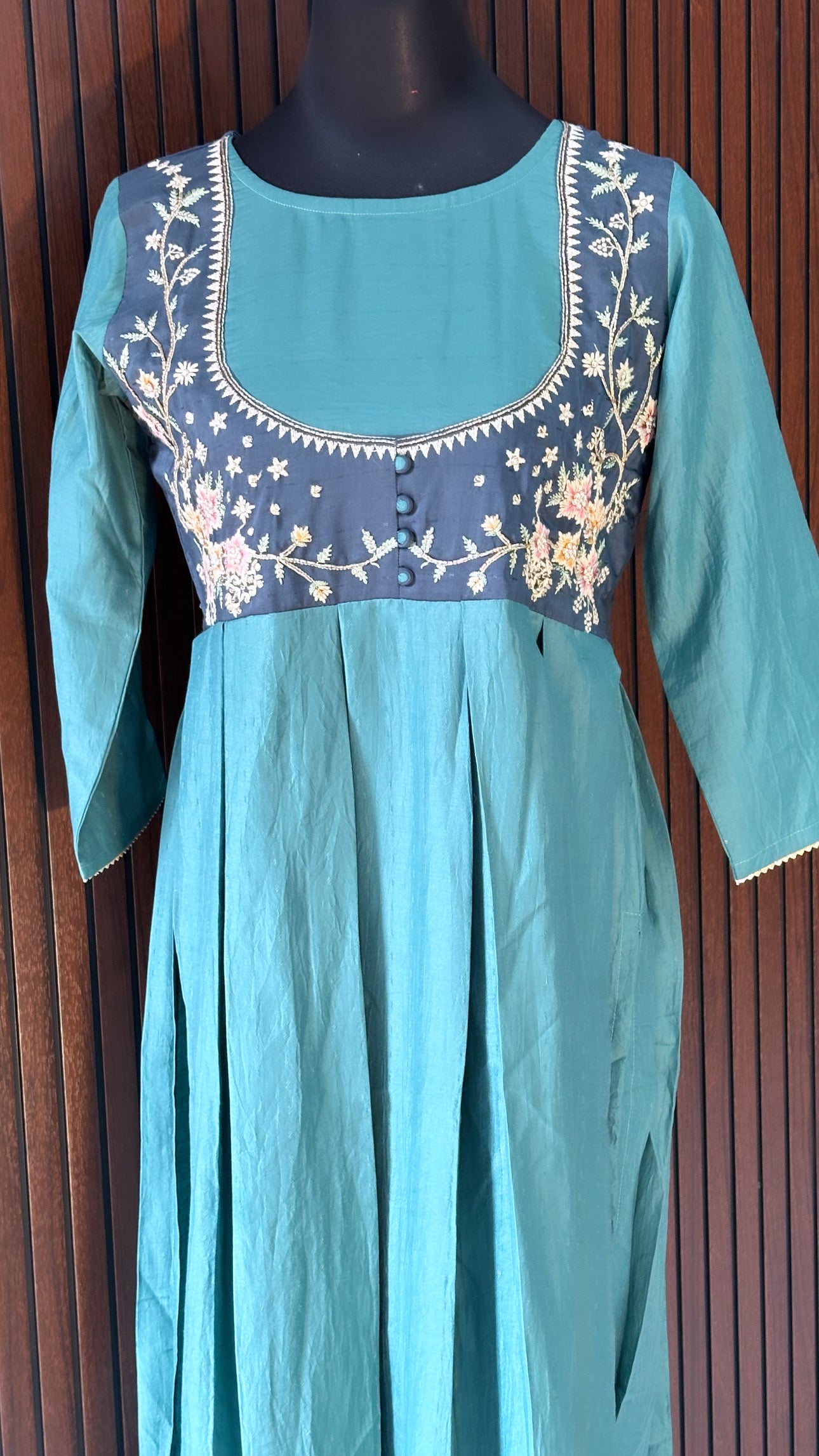 Verno Anarkali