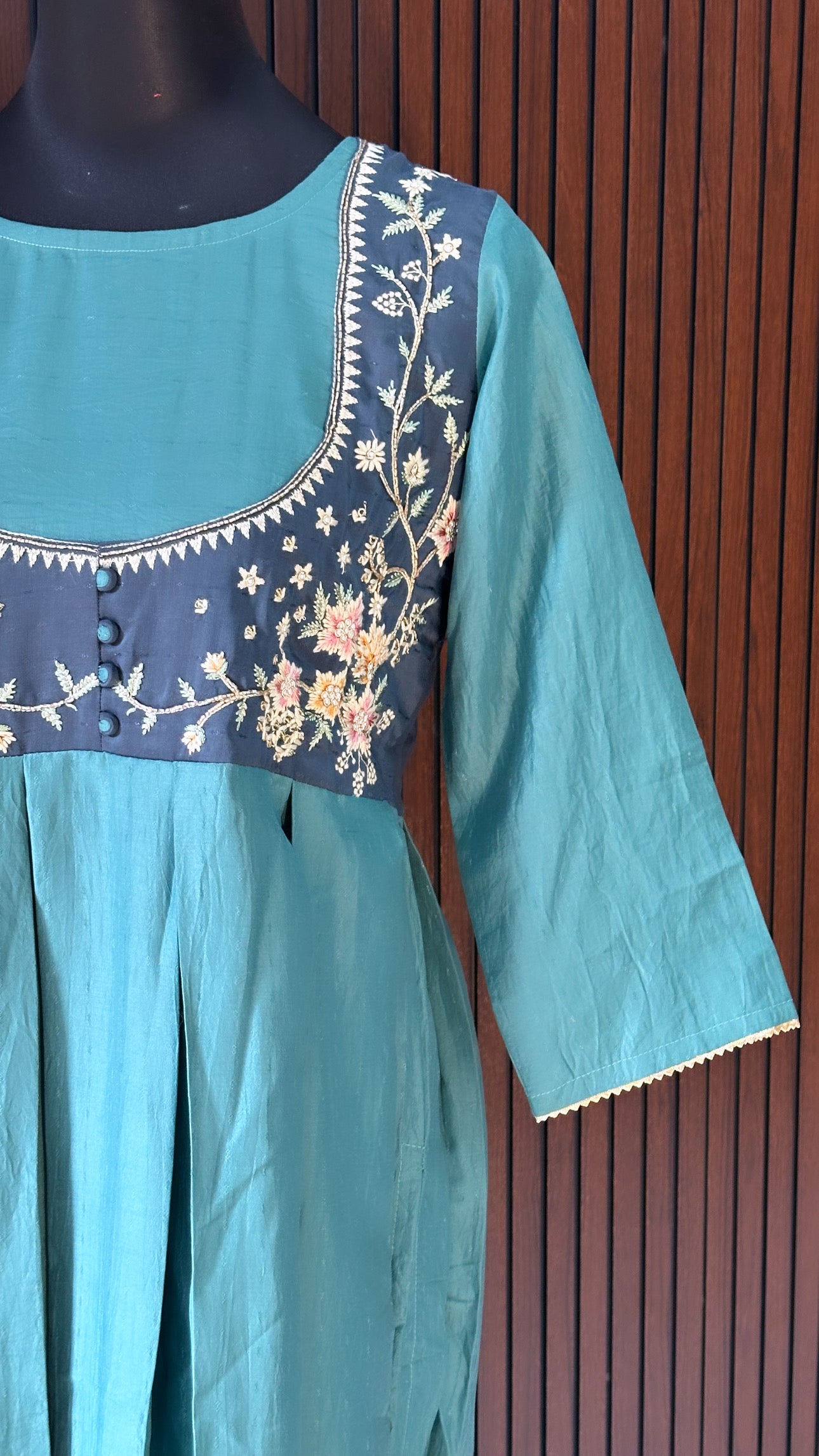Verno Anarkali