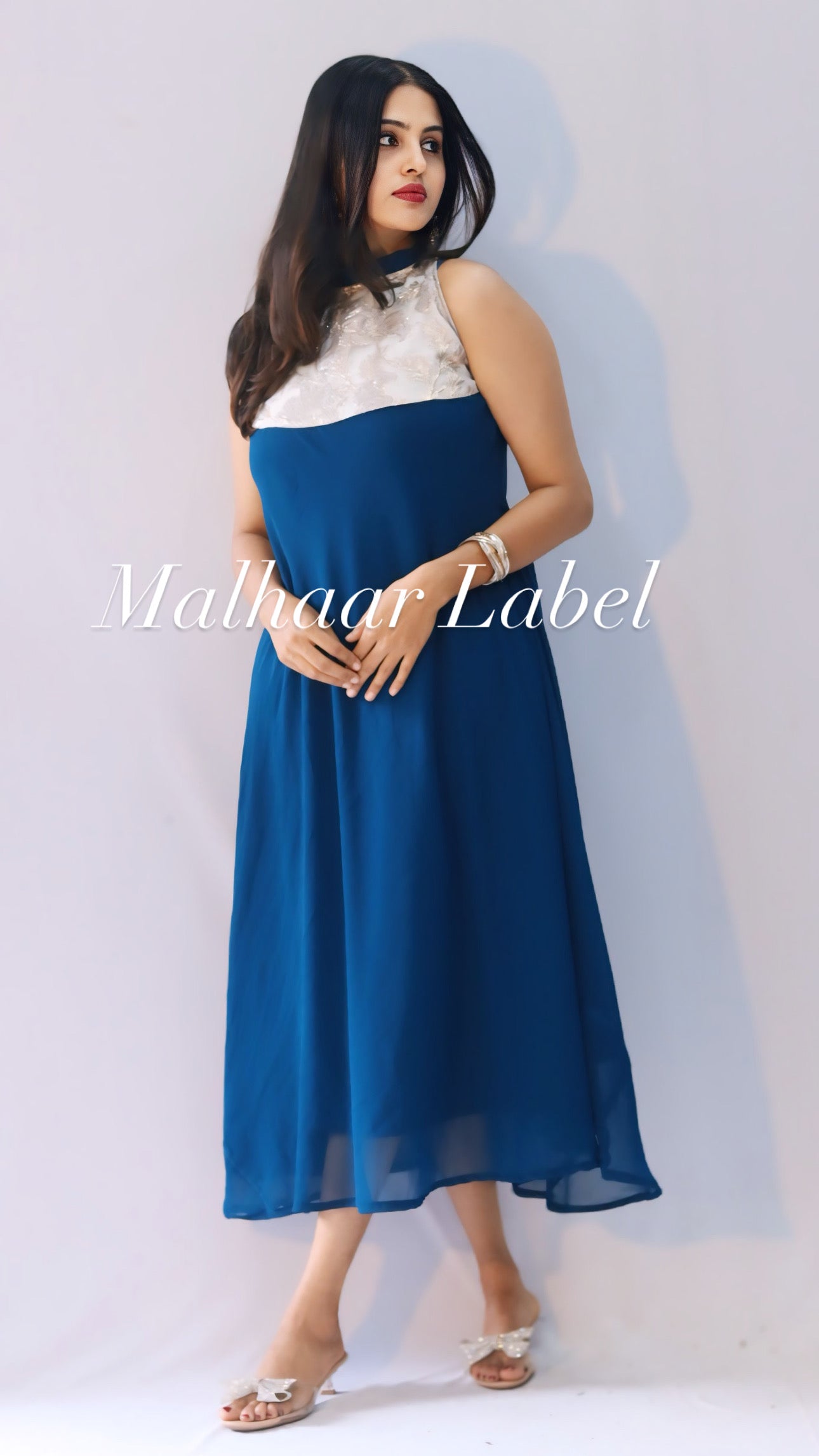 Evlyn  Embellished kurti-Sleeves available