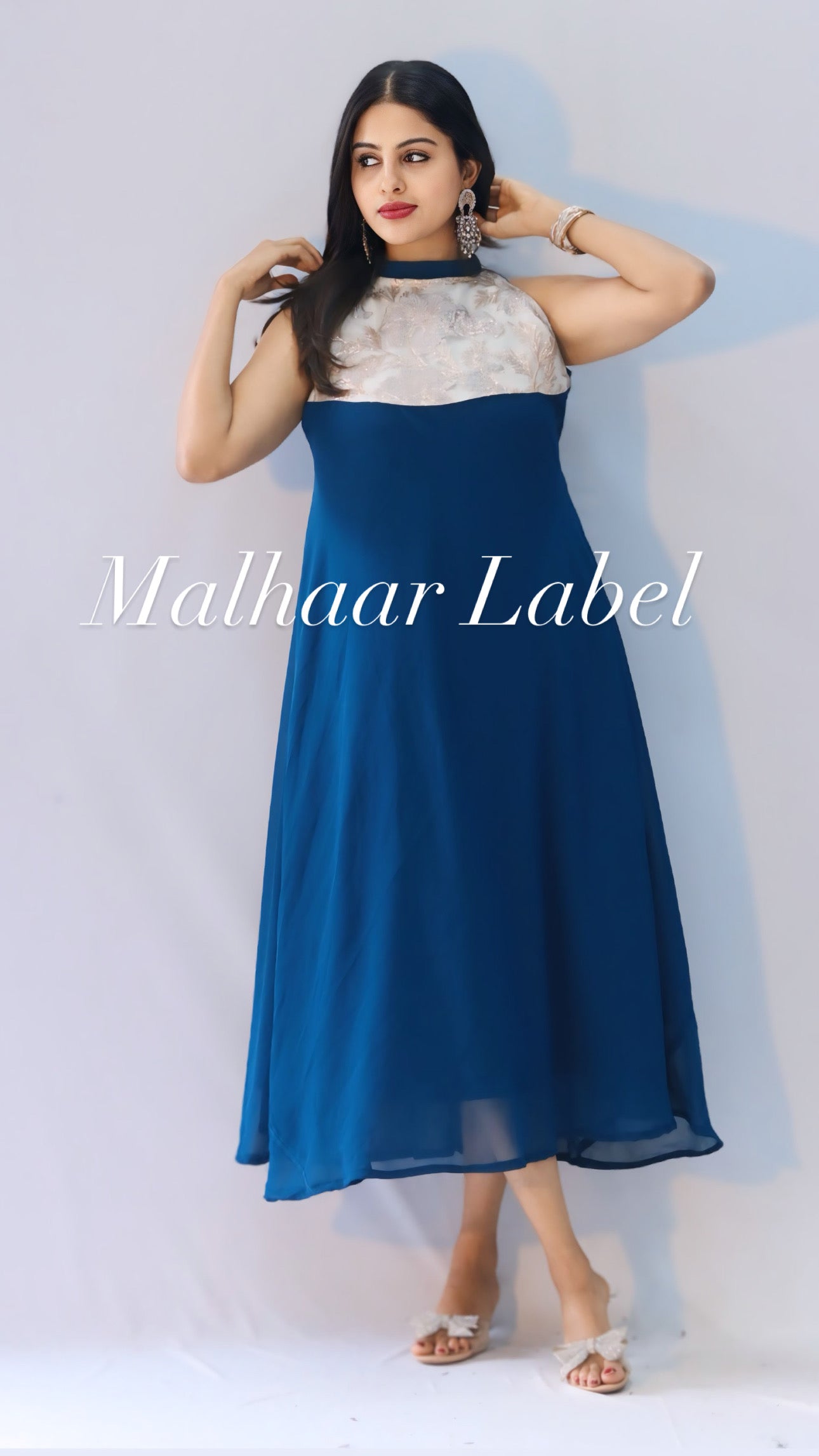 Evlyn  Embellished kurti-Sleeves available