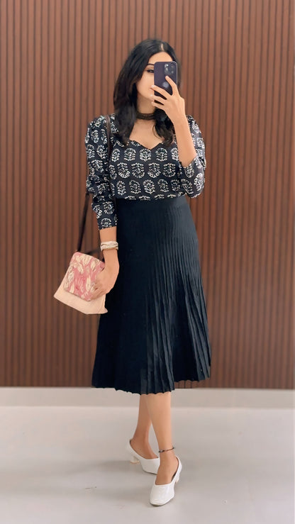 Fenno   Knitted skirt and Top