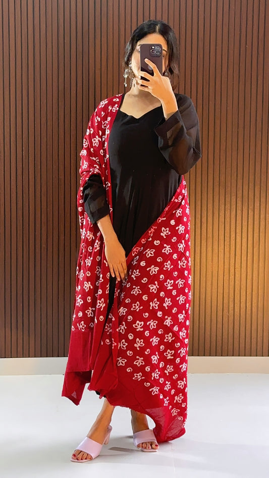 Meghna   Anarkali Salwar Batik Dupatta set