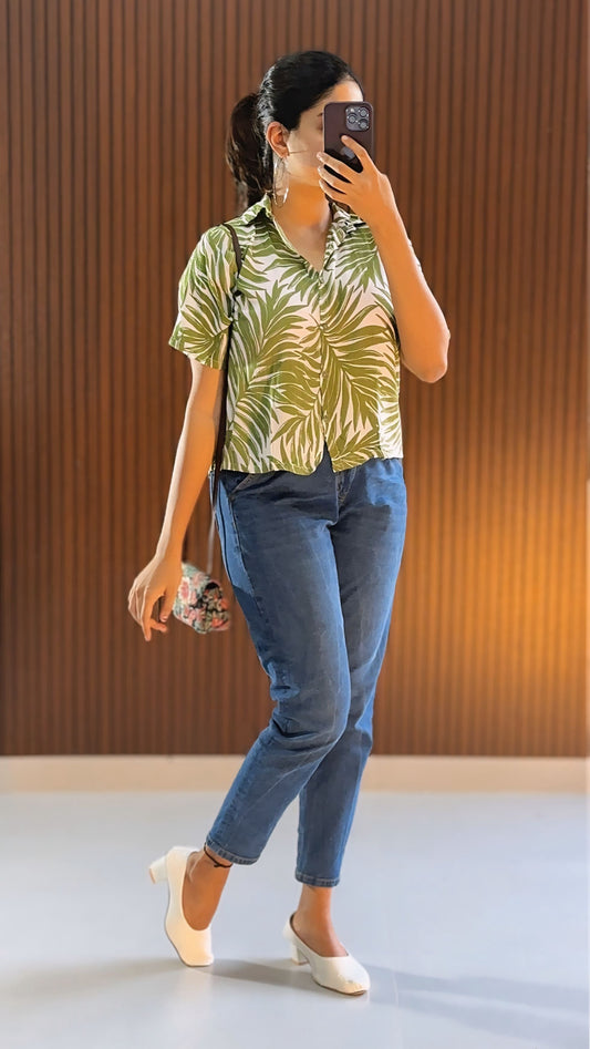 Max  Crop Shirt
