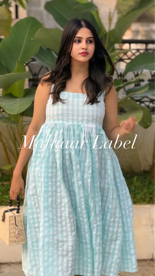 Ave Casual Dress :Sleeves Available