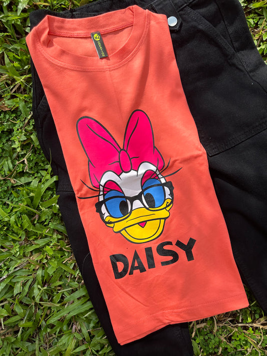 Daisy 28 waist Jean + T shirt