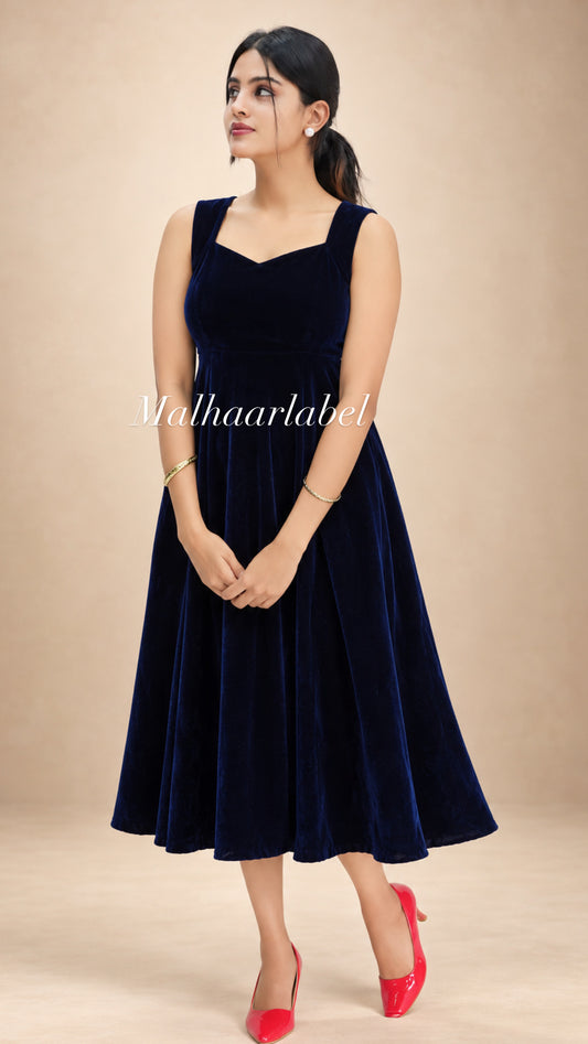 Gloria velvet dress:christmas collection 2026