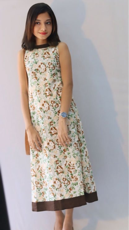 Yaro  Dress - Sleeves inside